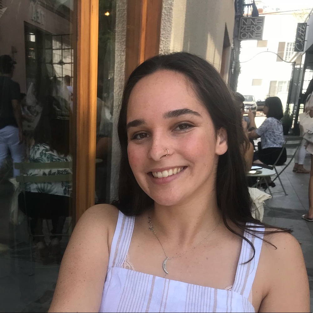 Meet your Posher, Malea